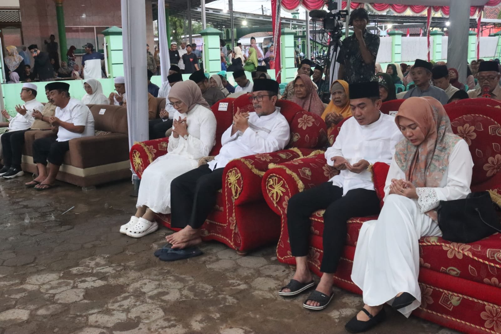 whatsapp image 2026 02 24 at 22.34.43