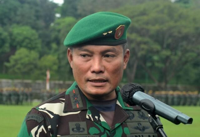 Mantan Pangdam Diponegoro